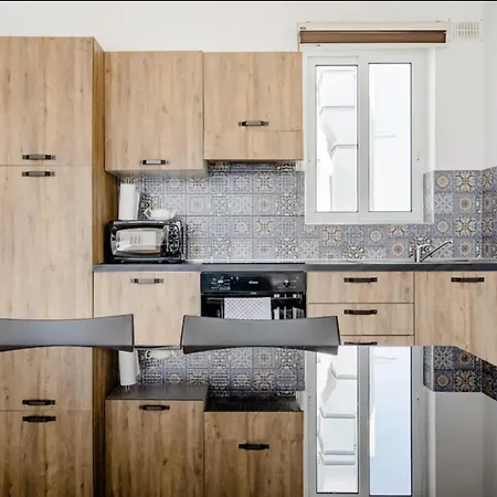 בית אירוח F12 2, Private Two Single Beds Privated Bathroom In Shared Flat