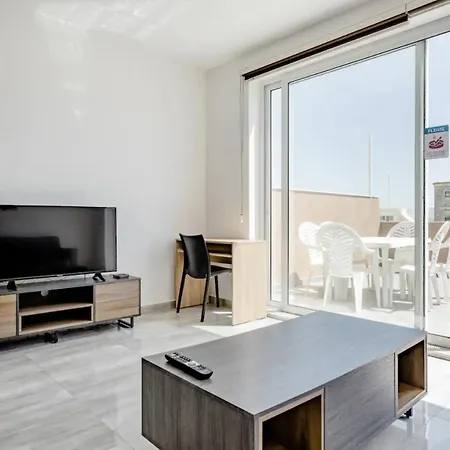 F12 2, Private Two Single Beds Privated Bathroom In Shared Flat Проживание в семье Мсида