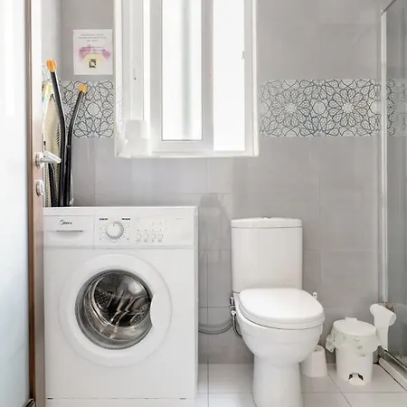 F12 2, Private Two Single Beds Privated Bathroom In Shared Flat Δωμάτια σε οικογενειακή κατοικία